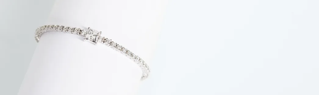 Diamond alternative tennis bracelet