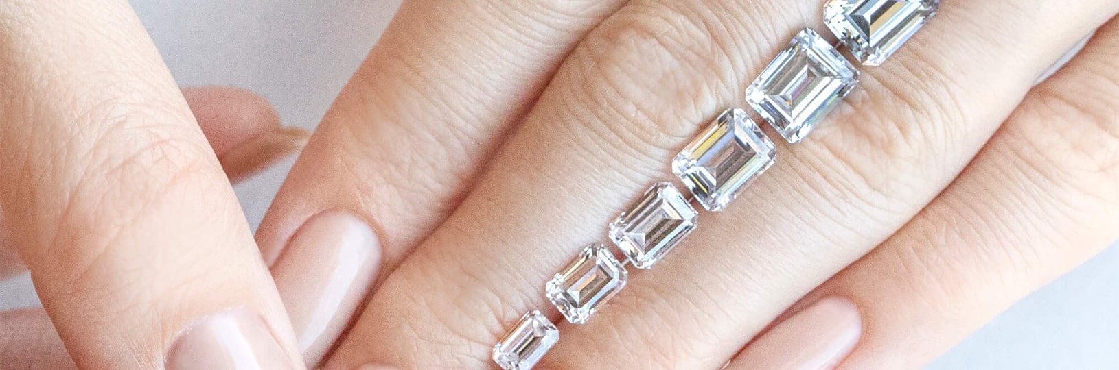 emerald cut stones compared by carat size