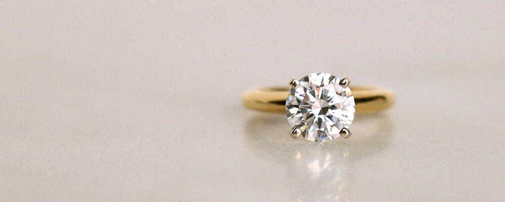 round cut engagement ring