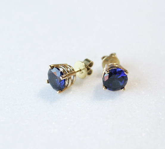 Sapphire Nexus Color Round Cut Studs